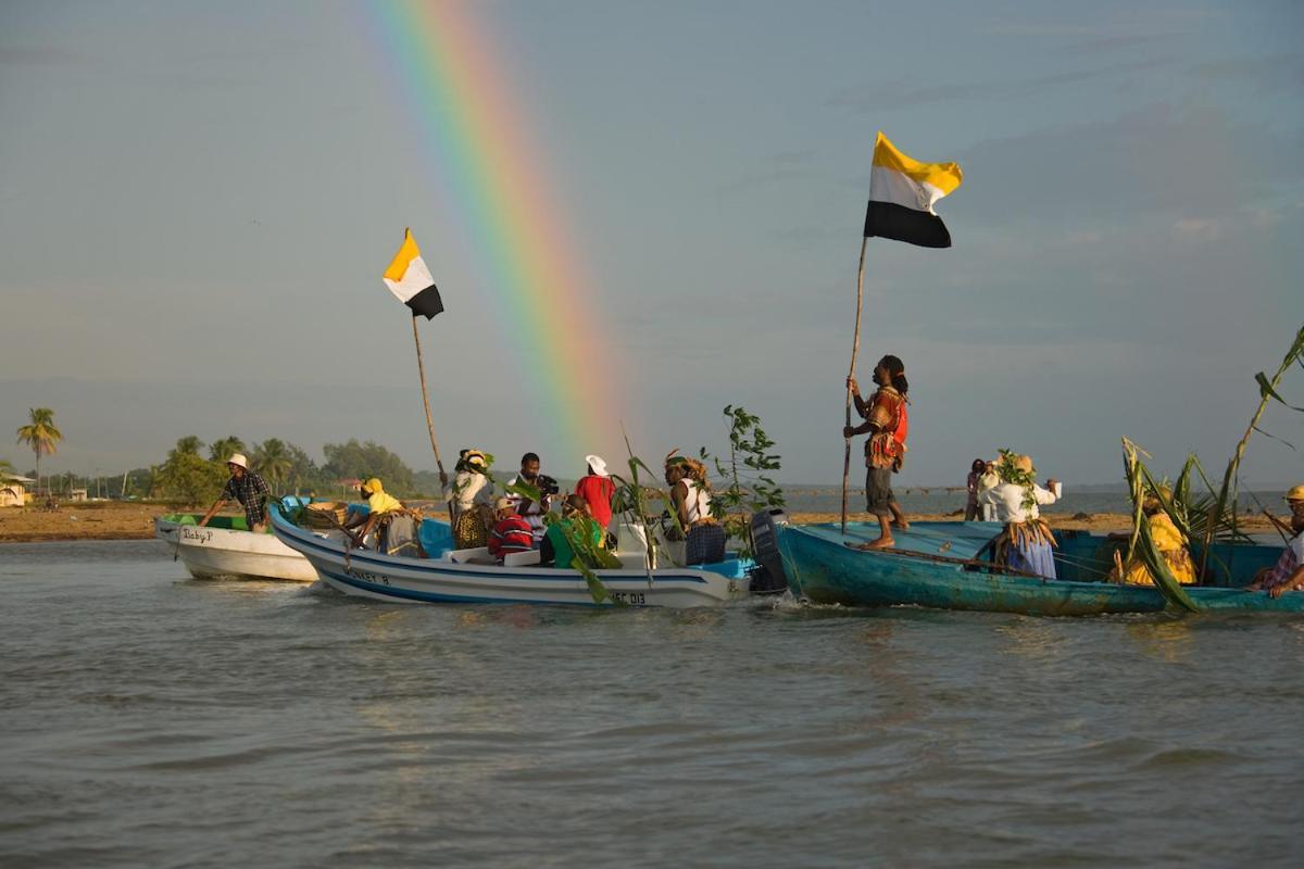 Pelican Beach Resort South Water Caye Dangriga Exterior foto